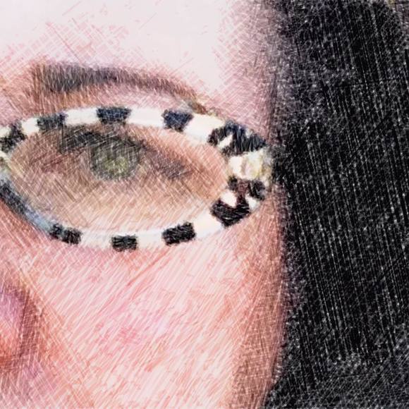 Meet your Posher, Theresa - Picture 1 of 1